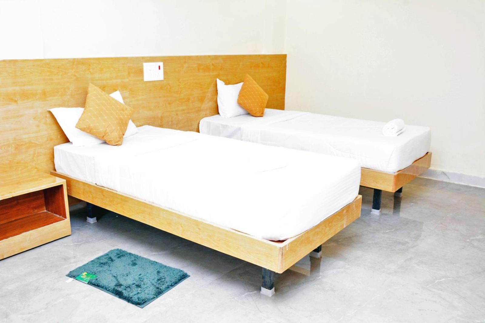 Udupi Deluxe Lodge Gulbarga Kalaburagi Exterior foto