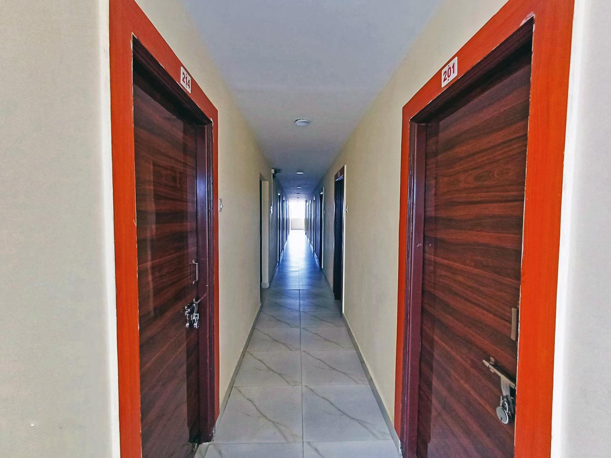 Udupi Deluxe Lodge Gulbarga Kalaburagi Exterior foto