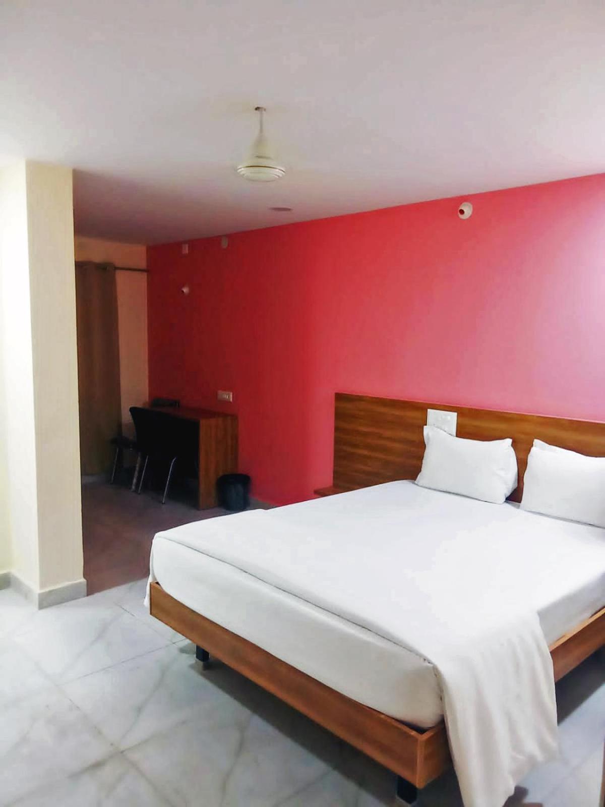Udupi Deluxe Lodge Gulbarga Kalaburagi Exterior foto